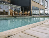 Solbacka Krog och Rum tilbyder en udendørs pool til gæsterne i sommersæsonen.