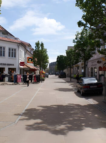 Brønderslev ist eine kleine Stadt mit einer ruhigen Atmosphäre und gemütlichen Geschäften.