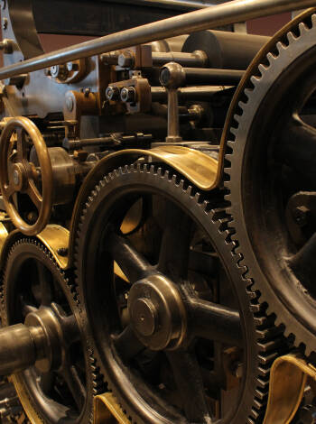 Lär dig mer om tillverkningshistorien på Industrimuseet.