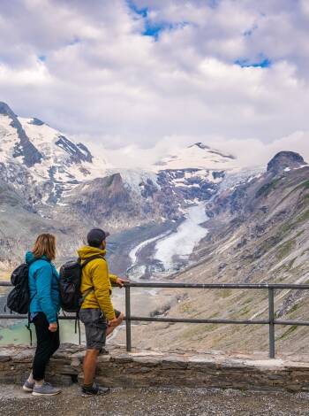 Besök Pasterzeglaciären och fascineras av den dramatiska alpina miljön vid Österrikes högsta berg.