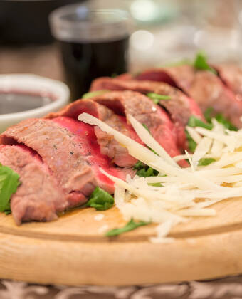 Det italienske kjøkken kan dere oppleve på hotellet eller ute i de små omkringliggende byene.