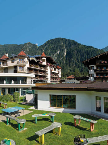 Hotel & Sporthotel Strass