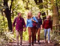 Det ligger i udkanten af Pfälzer-Wald naturparken og er en perfekt base for vandreture, naturvandringer eller bare for at nyde det naturskønne landskab.