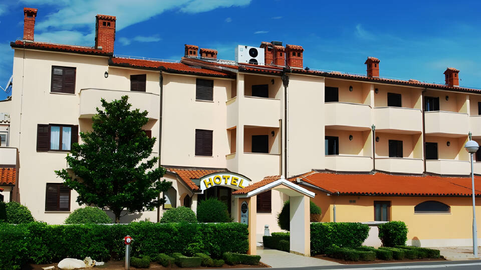 Welcome to Hotel Villa Letan!