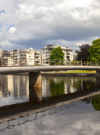 Halmstad har ett bra läge på den svenska västkusten, beläget mellan Helsingborg och Göteborg.