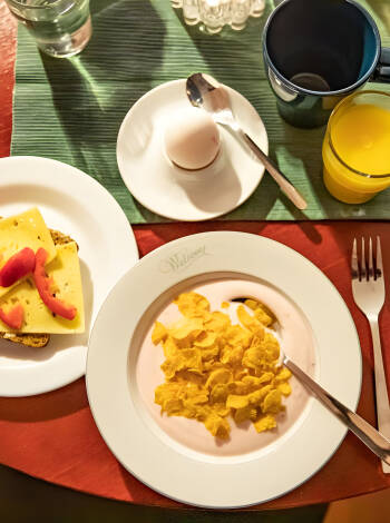 Beginnen Sie den Tag mit einem energiereichen Frühstück.