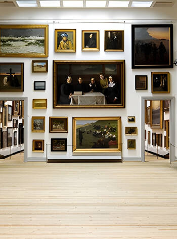 På Skagens Museum kan ni uppleva många av de kända Skagenmålarnas verk.