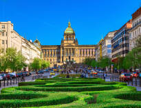 Das Hotel liegt nur 10 Gehminuten vom Wenzelsplatz und dem Nationalmuseum entfernt.