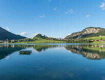 Ca. 8 km fra Kufstein ligger den smukke bjergsø Thiersee.