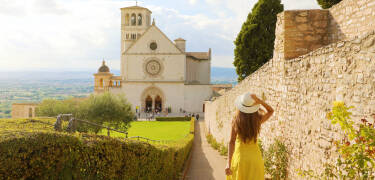 Perugia, Assisi und Gubbio können Sie bequem in Tagesausflügen erkunden.