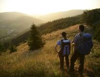 Bad Berleburg ist der ideale Ausgangspunkt für Wanderungen. Der Rothaarsteig, auch bekannt als „Weg der Sinne“, bietet bei jeder Wanderung unvergessliche Naturerlebnisse.