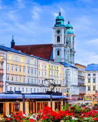 Besøk Linz for den vakre gamlebyen, de fantastiske museene og den fantastiske mat- og kaffekulturen.