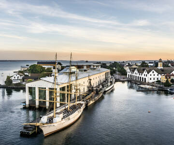 Besøg den gamle UNESCO-listede flådeby, Karlskrona, med mange spændende seværdigheder.