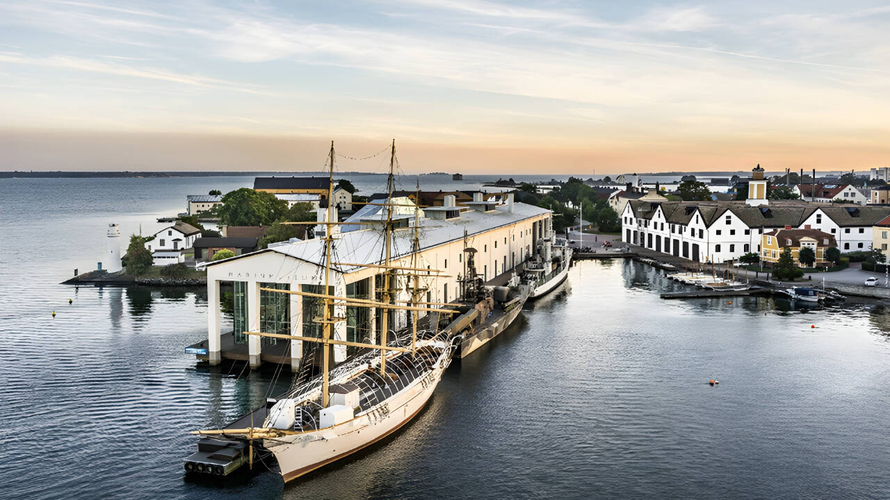 Besuchen Sie die alte UNESCO-Stadt Karlskrona mit ihren vielen spannenden Sehenswürdigkeiten.