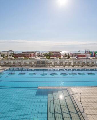 The 25 m pool is absolutely perfect for exercising.