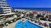 Hotel Le Palme ligger vid Adriatiska havet och erbjuder fantastisk utsikt och enkel tillgång till de orörda stränderna i Milano Marittima.