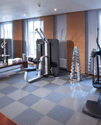 The Lindner Hotel Hamburg Am Michel features a sauna and fitness room for guests.