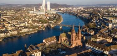 Nur eine Autostunde von der schönen Schweizer Stadt Basel entfernt, ideal für einen Tagesausflug.