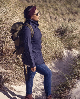 Die Lubminer Heide bietet malerische Wanderwege. Beobachten Sie die Tierwelt und genießen Sie die Ruhe in der Natur.