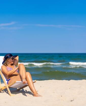 Sol, hav och avslappnad stämning – Versilia är perfekt för en klassisk italiensk strandsemester.