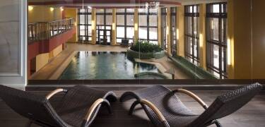 Wellnessafdelingen byder på saltvandspool, lagune med modstrøm, sauna, dampbad, massager, skønhedsbehandlinger og meget mere.