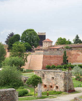 A half-hour drive from the hotel is the town of Cheb, known for its Gothic centre and black Romanesque castle.