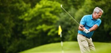 På Royal Golf Club Mariánské Lázné kan dere prøve den flotte 18-hulls golfbanen, og gi dere i kast med de utfordrende hullene.