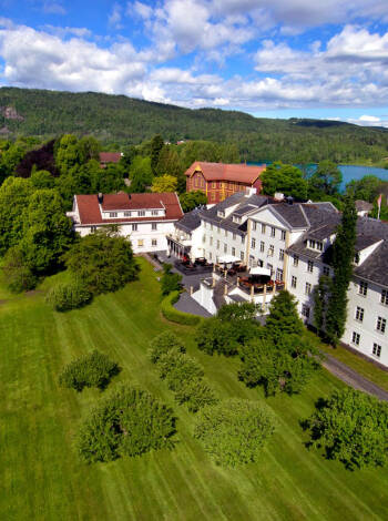 Øvre Sem Gård
