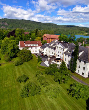 Øvre Sem Gård