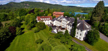 Øvre Sem Gård