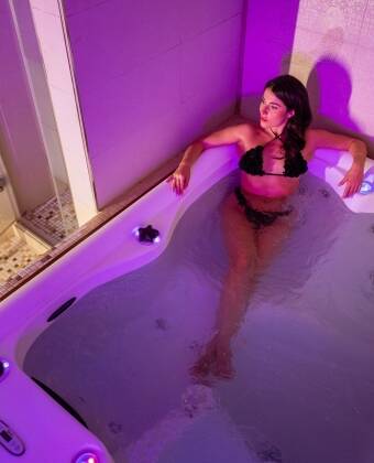 Recharge in the hotel's inviting spa and enjoy a peaceful escape dedicated to relaxation and wellbeing.