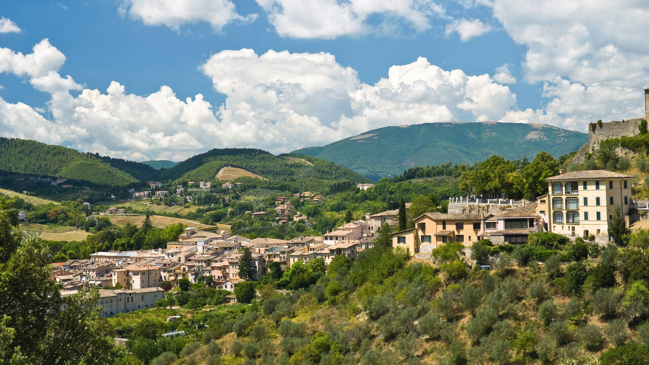Reach Foligno's historic centre within a short walk and discover its charming streets and lively atmosphere.