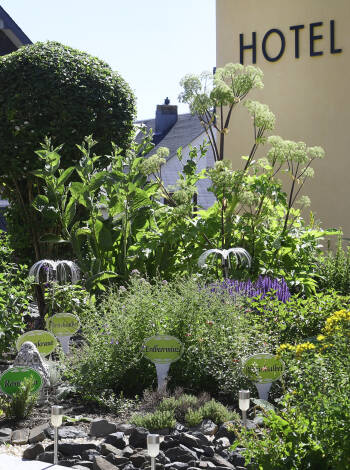 The hotel’s own herb garden adds fragrance and flavour to both the surroundings and the kitchen.