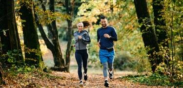 Enjoy the surrounding nature to the full on the Alster hiking trail, while jogging or cycling.