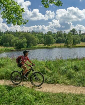 Ob Wandern, Radfahren, Schwimmen oder Bootsfahrten - Ihr Naturerlebnis beginnt direkt vor der Haustür.