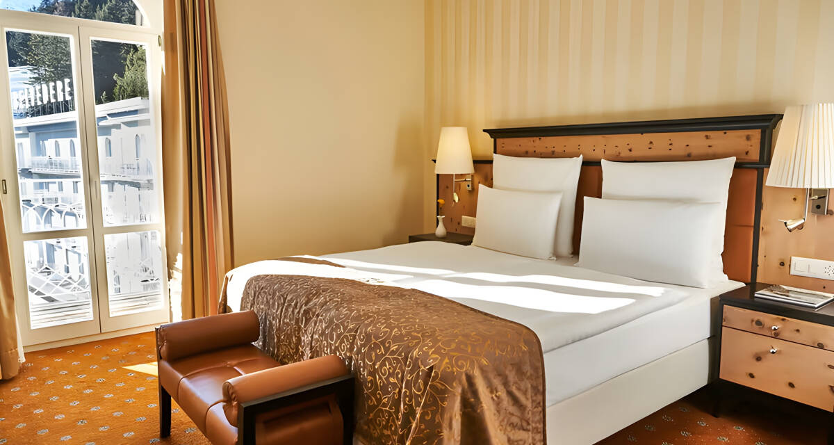Standard double room w. 1 extra bed