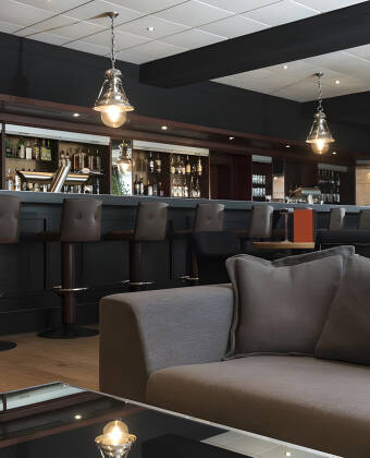 As a welcome drink, a Berlin Mule will be served to you at the bar.