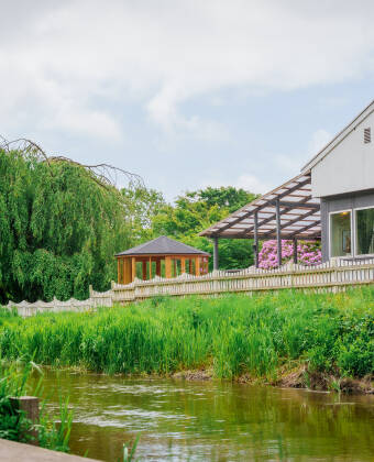 Take a break at Morup Mølle Kro, where the peaceful setting beside the Hvidbjerg Stream makes it easy to slow down and relax.