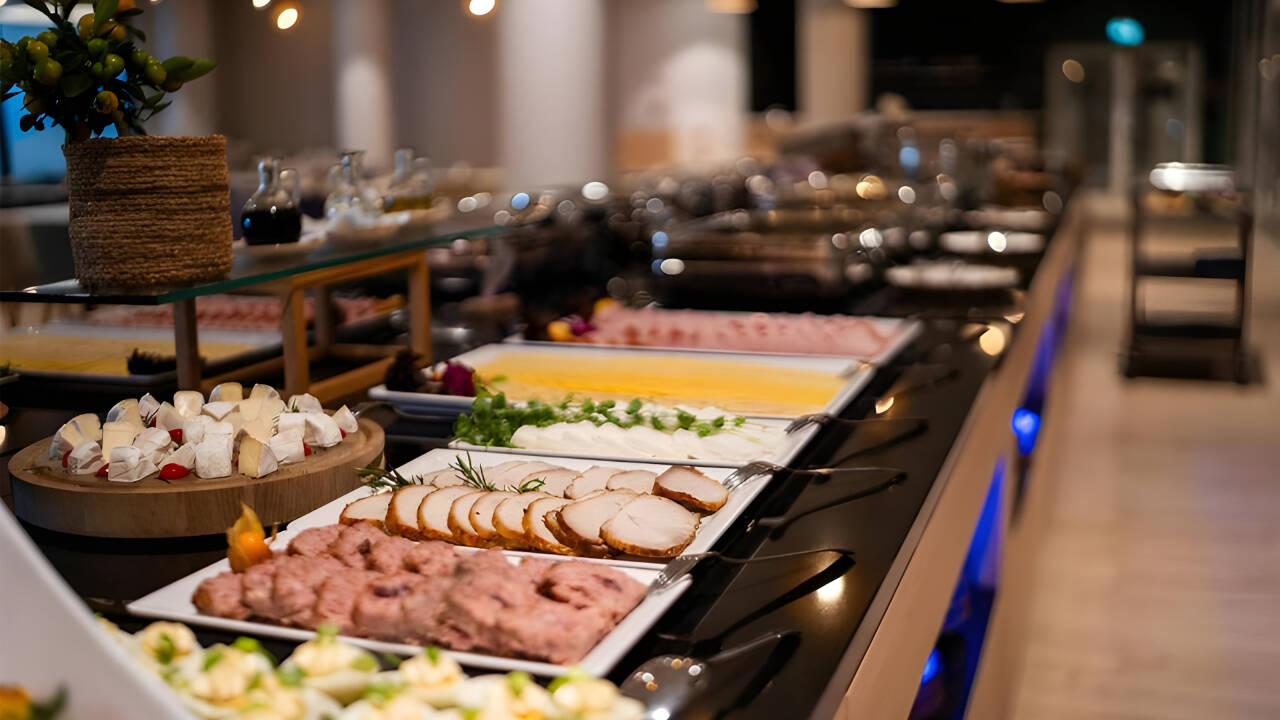 Enjoy a high-quality, varied evening buffet with something for everyone.