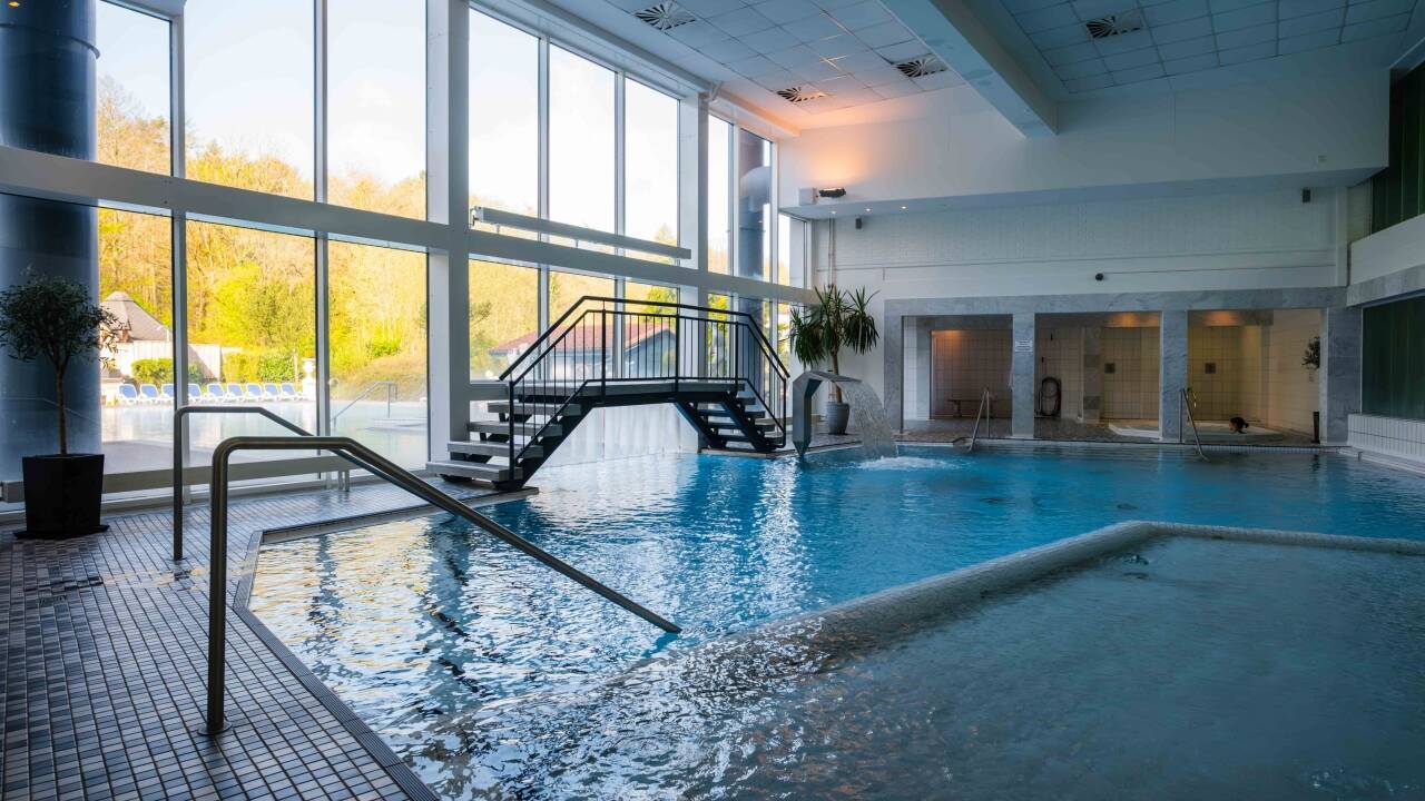 Hotellets store trekkplaster er den 700 m2 store velvære-avdelingen med spa, skjønnhetspleie og svømmebasseng.