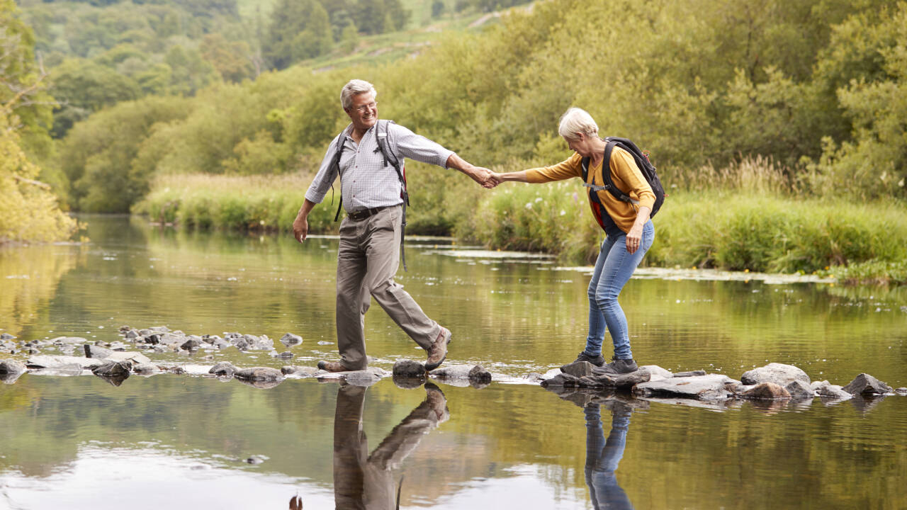 Fra hotellet kan du spasere langs elvepromenaden, besøke Spiralen, utforske nærliggende museer eller bruke Drammen som base for fjord- og naturopplevelser.