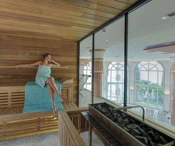 Unna dig rofyllda stunder i den vackert designade bastun.