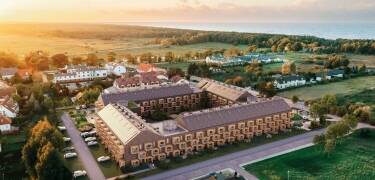 Nickel Resort & Wellnest Grzybowo ønsker deg velkommen til et avslappende opphold ved kysten.