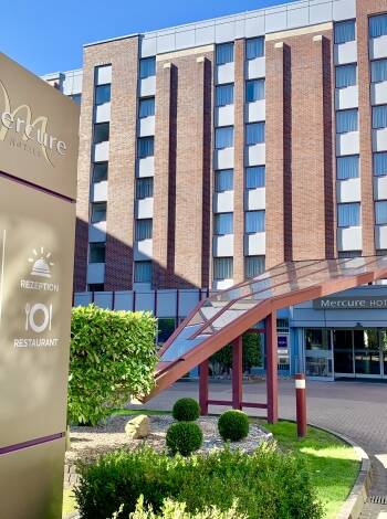 Dieses 4-Sterne-Hotel bietet einen idealen Ausgangspunkt für Ihren Urlaub in Hamburg und Umgebung.