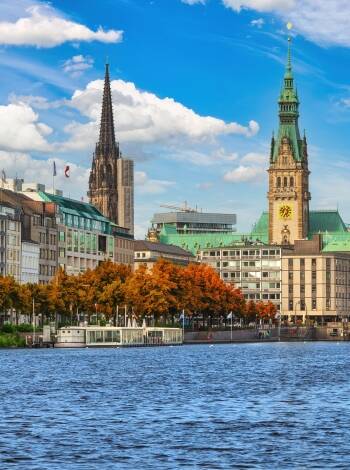 Hamburg er en utrolig flott by, som byr på massevis av kultur, shopping og gastronomi for enhver smak.