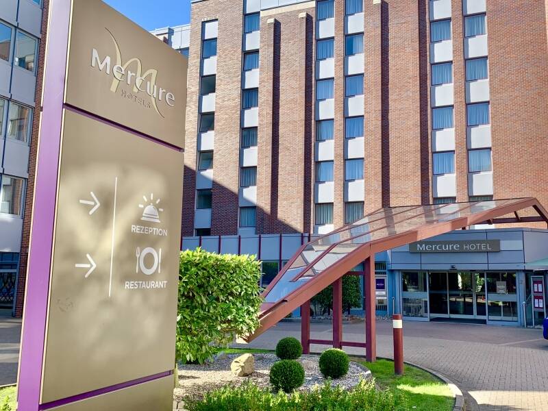 Detta 4-stjärniga hotell erbjuder en härlig utgångspunkt för en semester i Hamburg med omnejd.