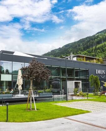 The hotel’s prime location near the Inntal motorway provides easy access to the region.