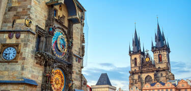 Verpassen Sie nicht die weltberühmte Astronomische Uhr – ein Meisterwerk mittelalterlicher Technik und eines der Top-Highlights Prags.