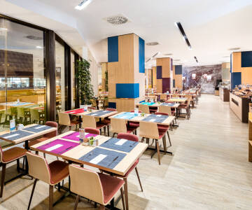 Ihr Aufenthalt beinhaltet nicht nur jeden Morgen Frühstück, sondern auch ein Abendessen.