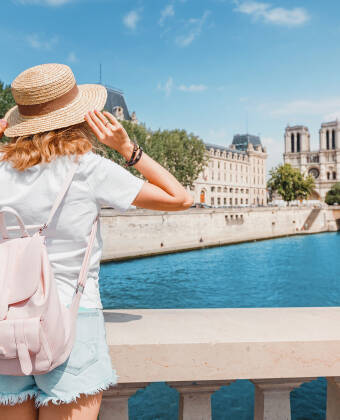 Fast access to metro lines and Montparnasse station makes exploring Paris simple.